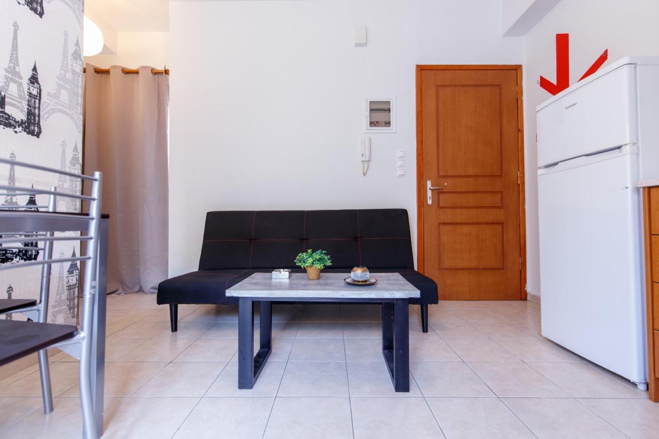 Modern Apartment 卡拉马塔 外观 照片